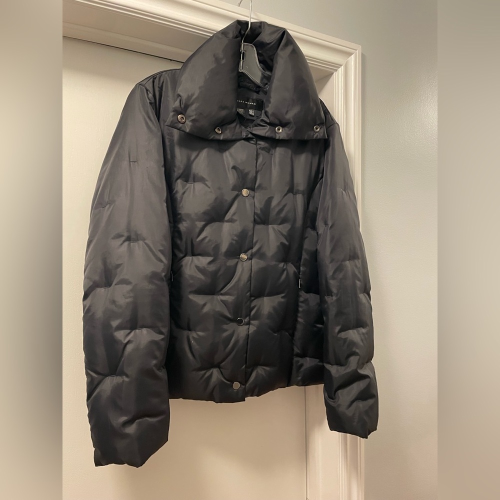 ZARA Women’s Puffer Snap - Size L - filling 80% down 20% feather